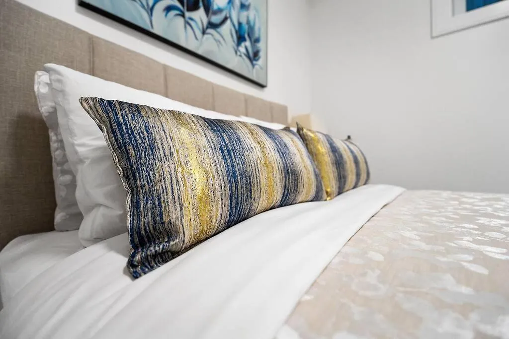 Brand New 2 Bedroom Point Grey Getaway Vancouver Canada